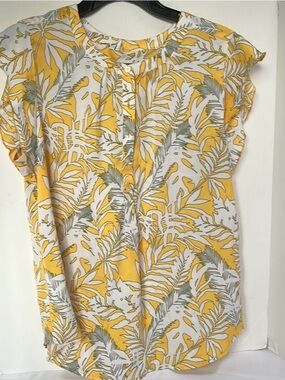 Talbots Yellow and White Floral Top Ruffle Sleeve Size 14